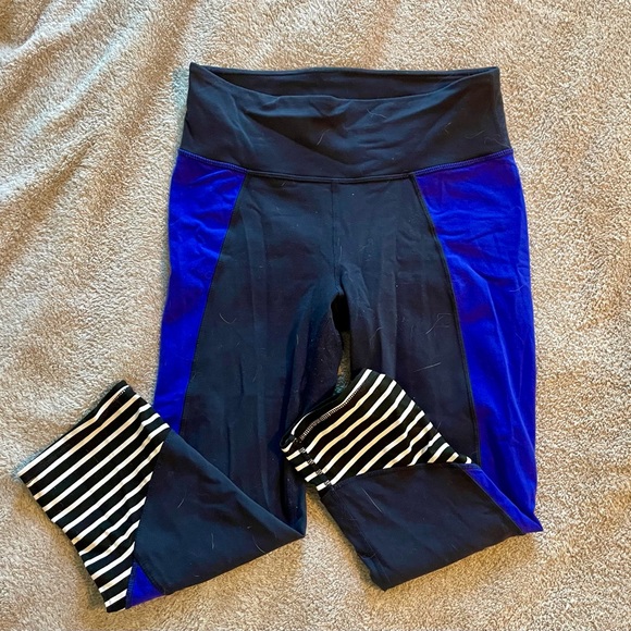 High rise Athleta Legging - Picture 2 of 7